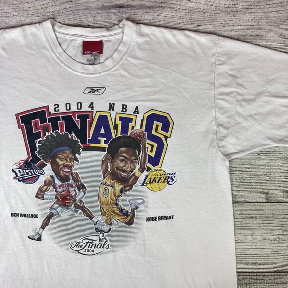 2004 NBA Finals Pistons vs Lakers Ben Wallace & Kobe Bryant T-shirt - Picture 1 of 8